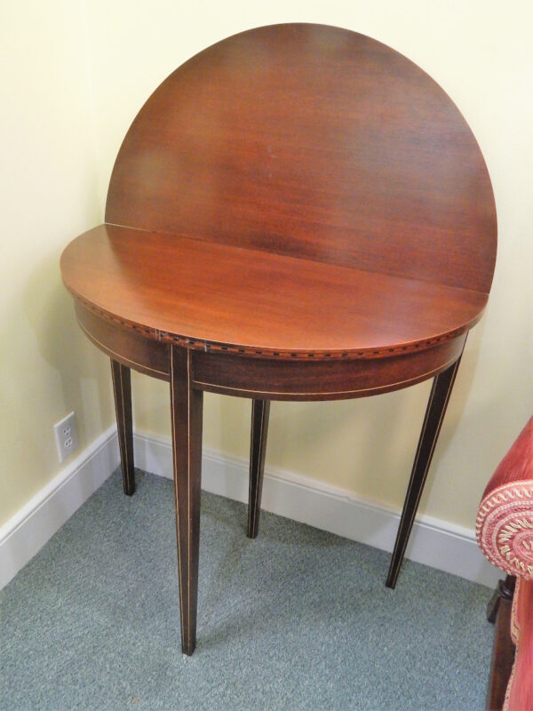 Unusual And Fine Baker Faceted Topped Mahogany Center Table