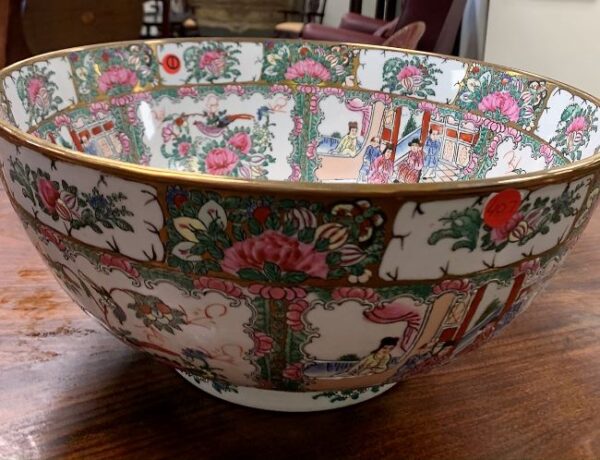 Rose Medalion Bowl