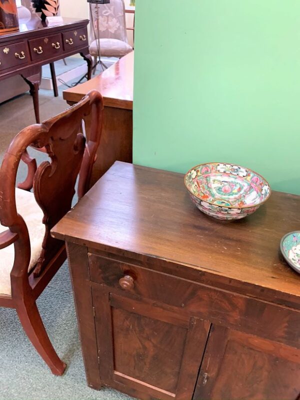 Chinoiserie-style sideboard