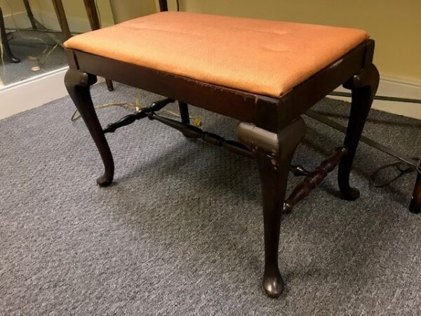 Mahogany Queen Anne Vanity Bench