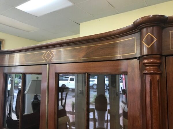 Sideboard with Serpentine Backsplash - Image 2