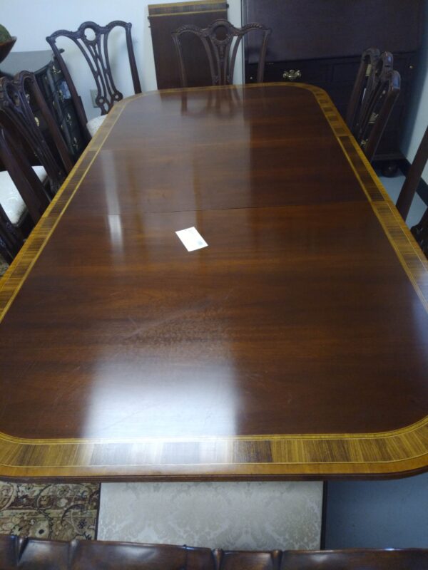 Councill Furniture Mahogany Banded Inlaid Table - Image 2