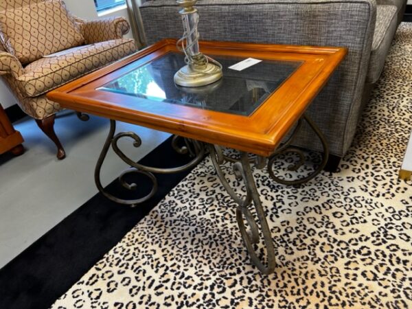 Glasstop End Table