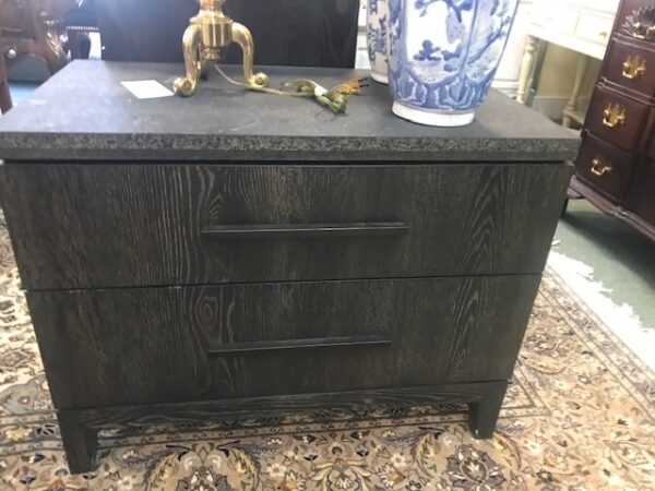 Pair of Hooker Nightstands - Image 3