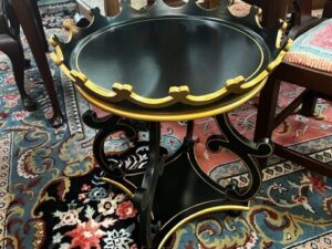 Beautiful Antique Design Black Table