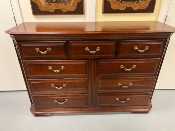 9 Drawer Dresser - Image 2