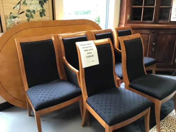 Hickory White Dining Room Table and 6 Chairs - Image 2