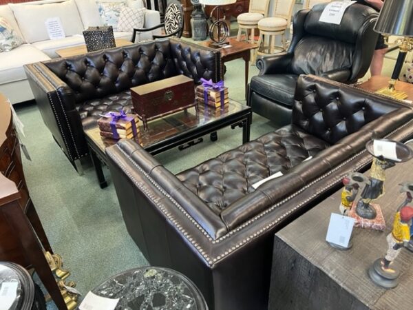 Lazzaro Tufted Loveseat with Nailhead Trim and Chrome Base